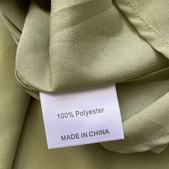 Chic Backless Halter Dress in Light Green - Picture 4 of 4